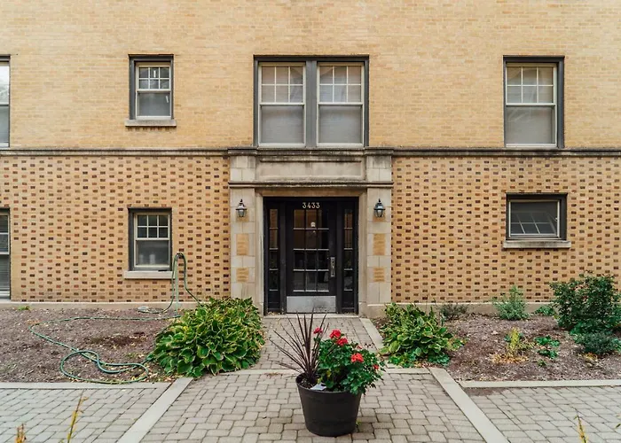 Apartment 1br Modern In The Heart Of The - Marshfield G Chicago